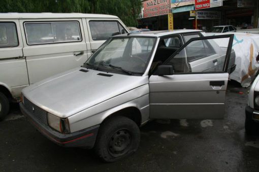 renault 9 oto çıkma parça izmir