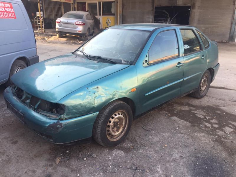 volkswagen polo çıkma parça izmir